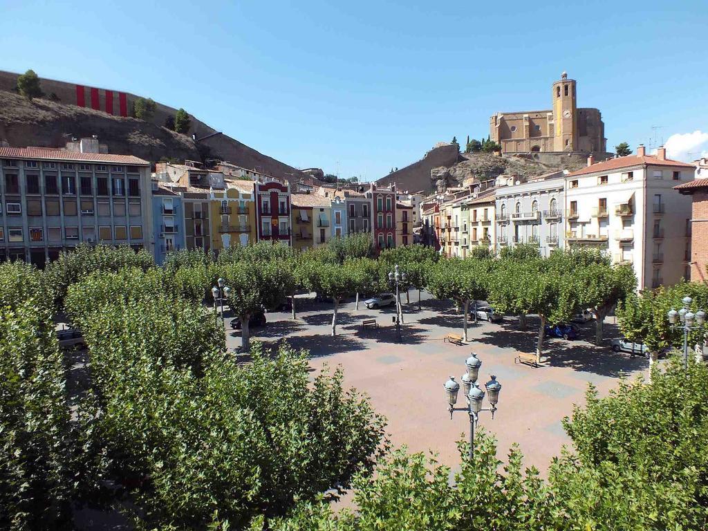 Atico Del Holandes Apartment Balaguer Room photo